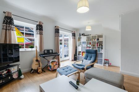 3 bedroom Semi-detached house for sale in Kenilworth Street, Leamington Spa