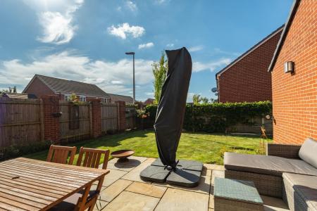 3 bedroom Detached house for sale in Owen Grove, Whitnash