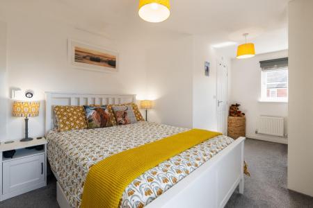 3 bedroom Detached house for sale in Owen Grove, Whitnash