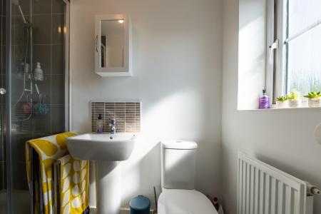 3 bedroom Detached house for sale in Owen Grove, Whitnash