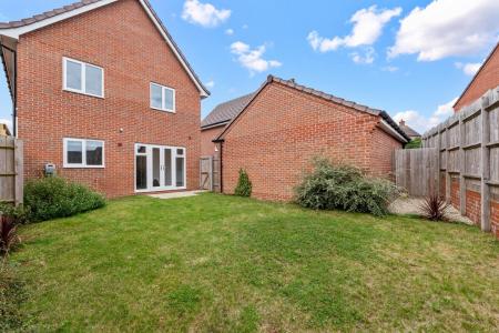 4 bedroom Detached house for sale in Jackson Avenue, Bishops Tachbrook