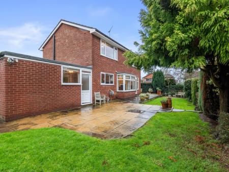 3 bedroom Detached house for sale in Woodfield Road, Earlsdon, Coventry