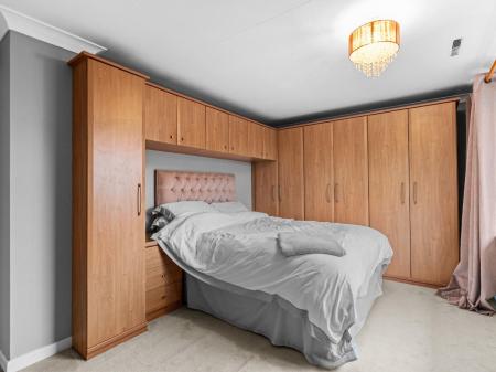 3 bedroom Detached house for sale in Woodfield Road, Earlsdon, Coventry