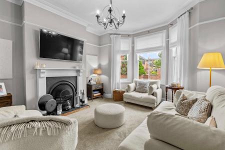 4 bedroom Terraced House for sale in Hyde Place, Leamington Spa