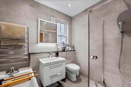 4 bedroom Terraced House for sale in Hyde Place, Leamington Spa