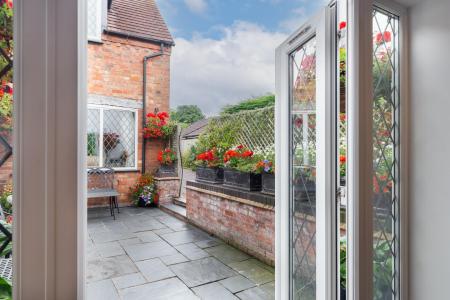 4 bedroom Detached house for sale in Hawthorne Gardens, Church Road, Long Itchington