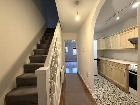 2 bedroom Semi-detached house to let in Crompton Street, Warwick, CV34