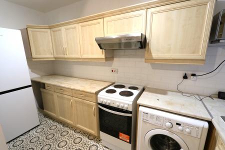 2 bedroom Semi-detached house to let in Crompton Street, Warwick, CV34