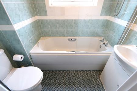 2 bedroom Semi-detached house to let in Crompton Street, Warwick, CV34