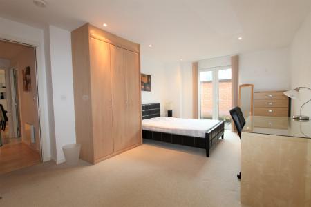 2 bedroom Flat to let in Livery Street, Leamington Spa, CV32