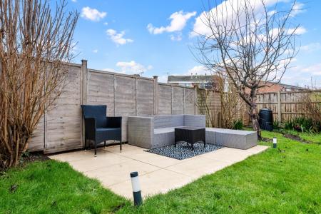 2 bedroom Semi-detached house for sale in Anderson Drive, Whitnash, Leamington Spa