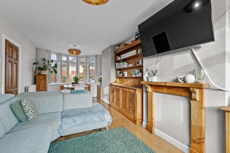 3 bedroom Semi-detached house for sale in Braemar Road, Lillington, Leamington Spa