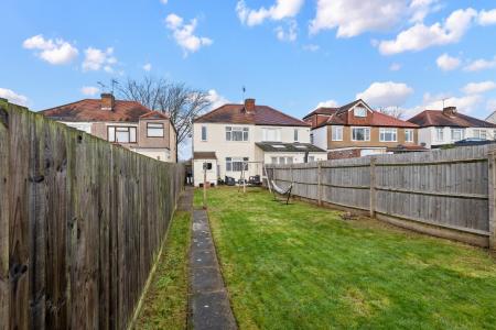 3 bedroom Semi-detached house for sale in Braemar Road, Lillington, Leamington Spa