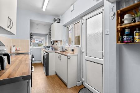 3 bedroom Semi-detached house for sale in Braemar Road, Lillington, Leamington Spa