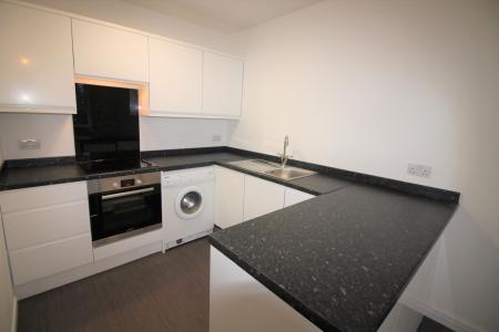1 bedroom Flat to let in Beauchamp Court, Beauchamp Avenue, Leamington Spa, CV32