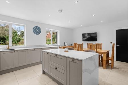 3 bedroom Detached bungalow for sale in Cannon Hill Road, Coventry