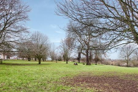 6 bedroom Terraced House to let in Abbey Hill, Kenilworth, CV8