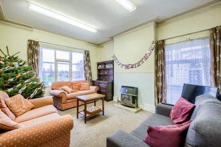 Abbey Hill, Kenilworth, CV8