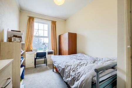 6 bedroom Terraced House to let in Abbey Hill, Kenilworth, CV8