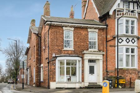6 bedroom Terraced House to let in Abbey Hill, Kenilworth, CV8