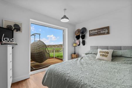 3 bedroom Semi-detached house for sale in Alderman Way, Weston Under Wetherley, Leamington Spa