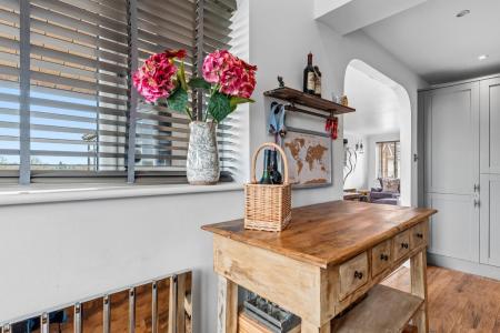 3 bedroom Semi-detached house for sale in Alderman Way, Weston Under Wetherley, Leamington Spa