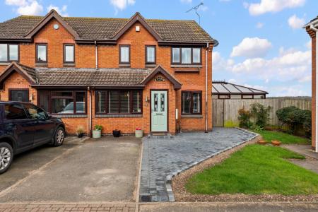 Alderman Way, Weston Under Wetherley, Leamington Spa