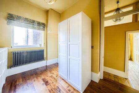 2 bedroom Flat for sale in Regent Place, Leamington Spa