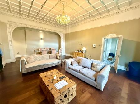 2 bedroom Apartment to let in Sandy Lane, Leamington Spa, CV32