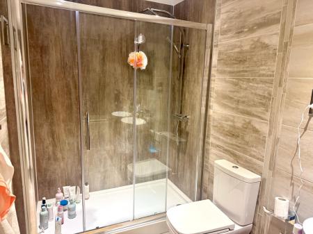 2 bedroom Apartment to let in Sandy Lane, Leamington Spa, CV32