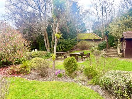 2 bedroom Apartment to let in Sandy Lane, Leamington Spa, CV32