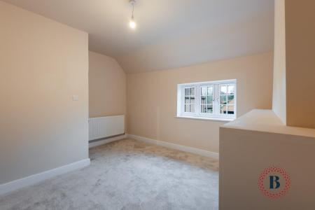 3 bedroom Terraced House for sale in Eathorpe, Leamington Spa
