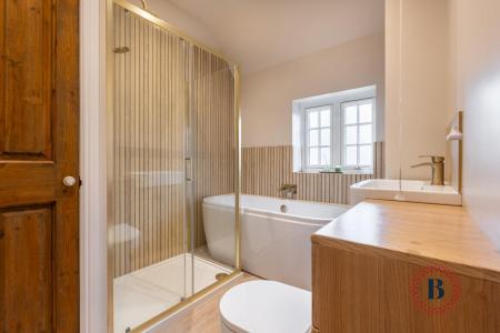 3 bedroom Terraced House for sale in Eathorpe, Leamington Spa