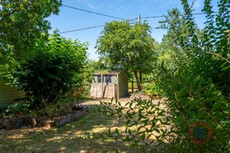 3 bedroom Terraced House for sale in Eathorpe, Leamington Spa