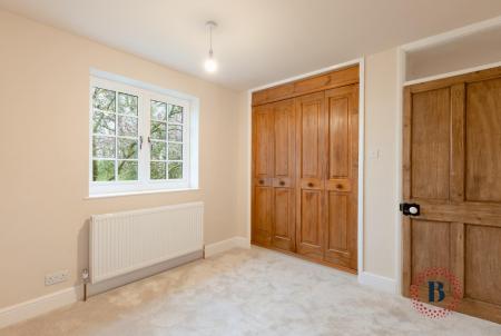 3 bedroom Terraced House for sale in Eathorpe, Leamington Spa