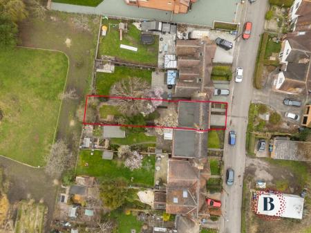 3 bedroom Terraced House for sale in Eathorpe, Leamington Spa