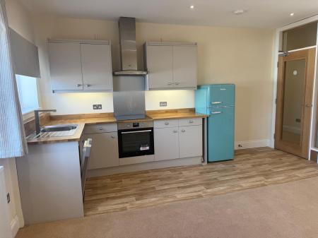 1 bedroom Flat to let in Warwick place, Leamington Spa, CV32