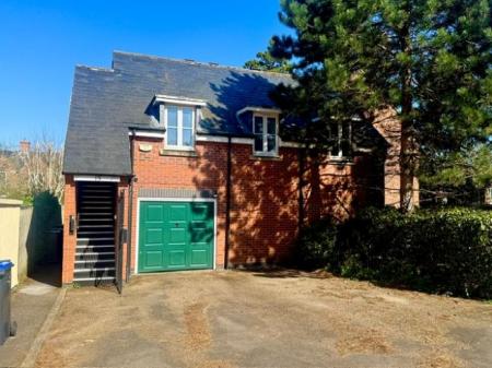 Marne Close, Warwick, CV34