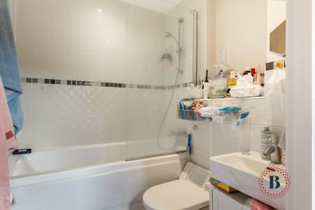 2 bedroom Flat for sale in Kempton Drive, Warwick