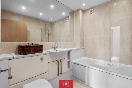 2 bedroom Apartment for sale in Albert Street, Warwick