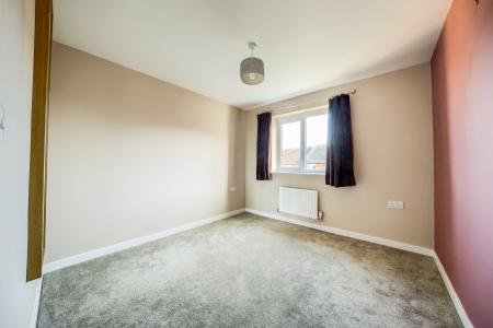 3 bedroom Detached house to let in Lancaster Way, Whitnash, CV31