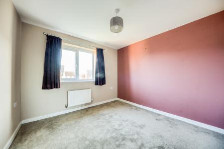 3 bedroom Detached house to let in Lancaster Way, Whitnash, CV31