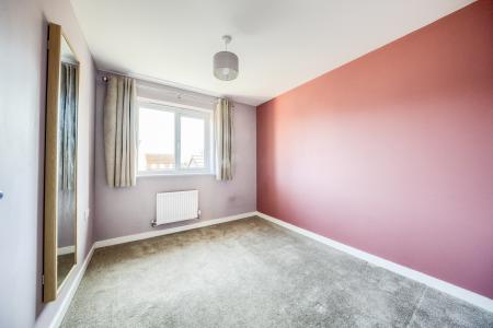 3 bedroom Detached house to let in Lancaster Way, Whitnash, CV31