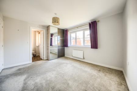 Lancaster Way, Whitnash, CV31