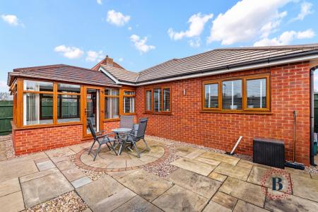 3 bedroom Detached bungalow for sale in Beale Close, Bishops Tachbrook, Leamington Spa
