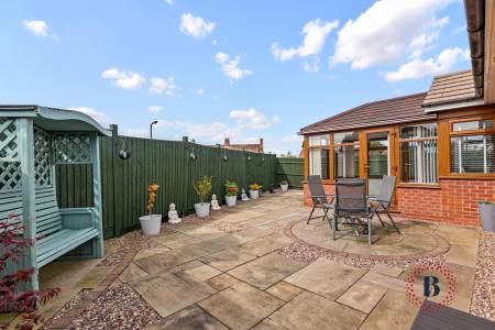3 bedroom Detached bungalow for sale in Beale Close, Bishops Tachbrook, Leamington Spa