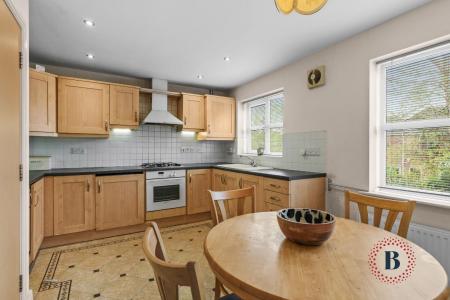 3 bedroom Terraced House for sale in Othello Avenue, Heathcote, Warwick