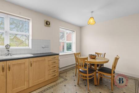 3 bedroom Terraced House for sale in Othello Avenue, Heathcote, Warwick