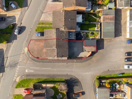 4 bedroom End of terrace house for sale in Rowley Road, Whitnash, Leamington Spa