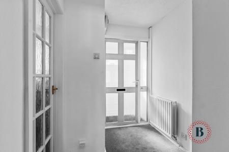 4 bedroom End of terrace house for sale in Rowley Road, Whitnash, Leamington Spa